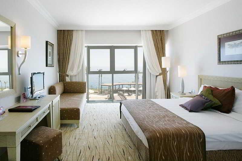 Mercure Cyprus Casino Hotels & Wellness Resort Saint Epiktitos Exterior foto