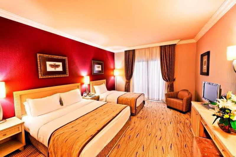 Mercure Cyprus Casino Hotels & Wellness Resort Saint Epiktitos Exterior foto