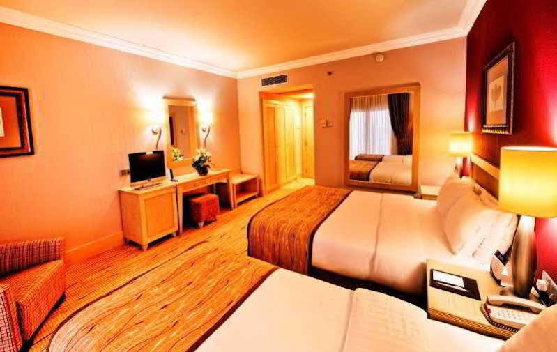 Mercure Cyprus Casino Hotels & Wellness Resort Saint Epiktitos Exterior foto